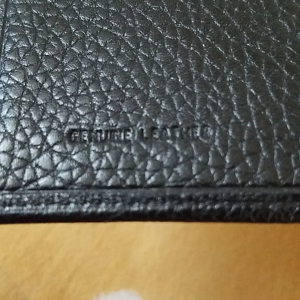 NWT Christopher Hayes leather wallet